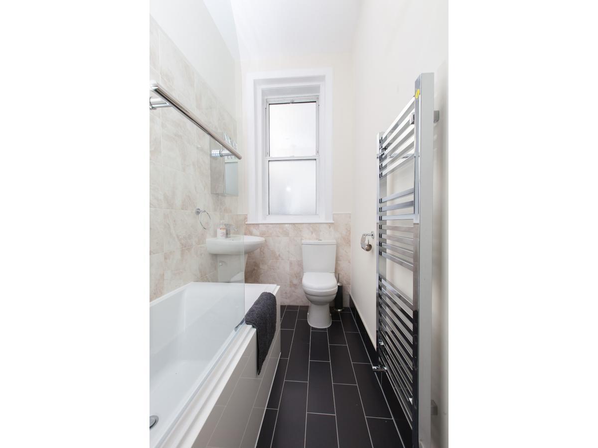Pass The Keys Spacious 2-Br Flat For 4 In Morningside Edinburgh Exterior foto